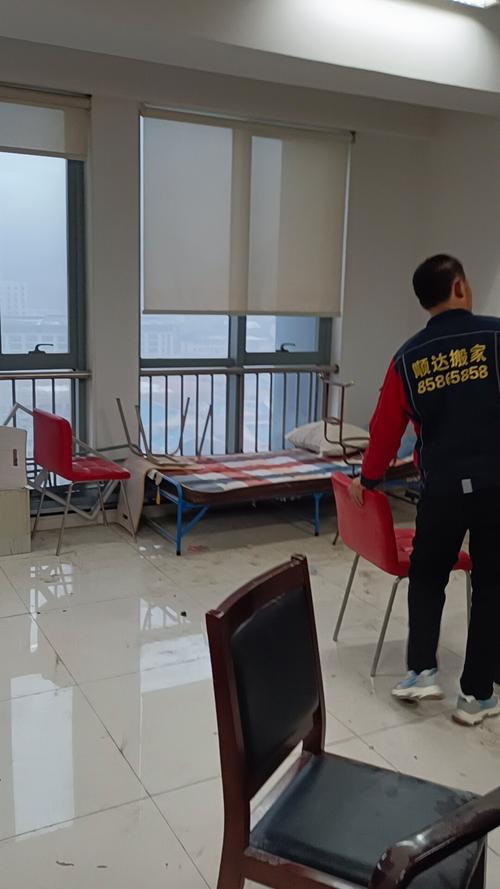 工厂搬运公司搬家热门商品产品服务咨询底价价格面议价格联系企业供应